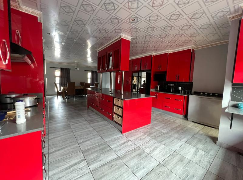 To Let 4 Bedroom Property for Rent in Kathu Northern Cape